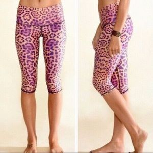 Leopard Print Teeki Capri Leggings